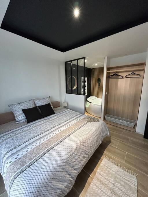 Apartament T4 Jolie Vue Avec Jaccuzzi Vitrolles  Zewnętrze zdjęcie