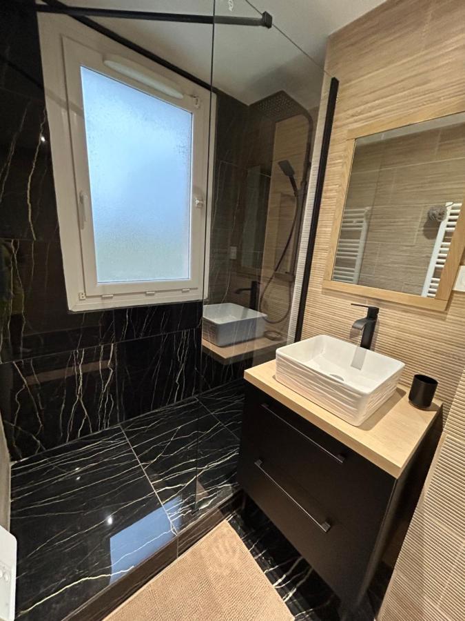 Apartament T4 Jolie Vue Avec Jaccuzzi Vitrolles  Zewnętrze zdjęcie